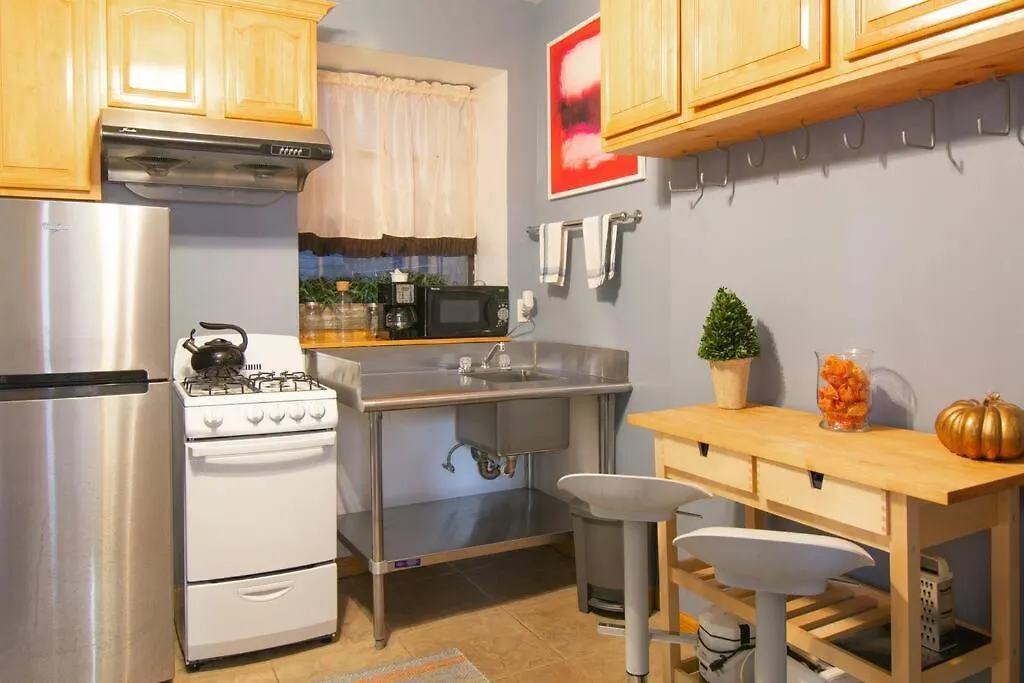 Apartament 2 Bedroom Apt With 3 Beds - Friends & Family Nowy Jork Stany Zjednoczone Ameryki